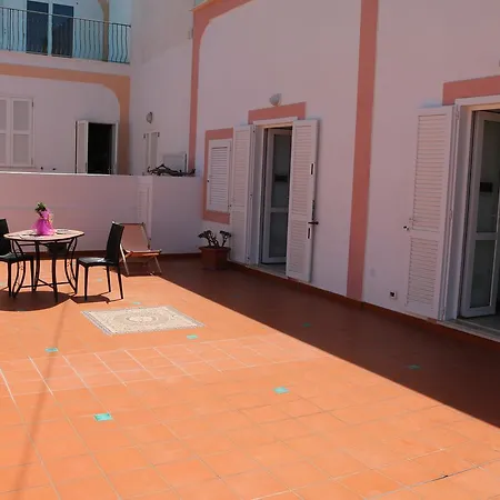 Le Dei Pescatori - Domitilla Villa